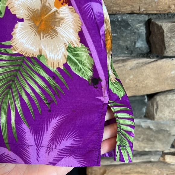 💝 $2 when Bundled 💝 Purple Tropical Button Up Shirt Size L - Picture 8 of 9